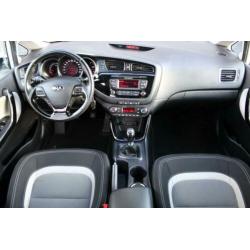 Kia Cee'd Sportswagon 1.6 GDI Super Pack LED | CRUISE/CLIMAT