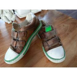 Hush puppies maat 29