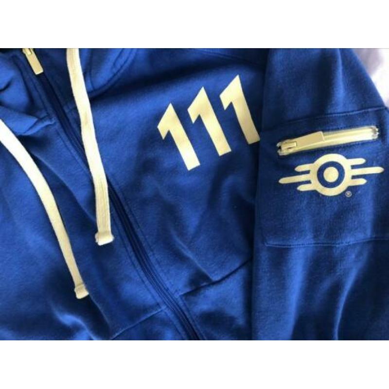 Fallout hoodie maat M