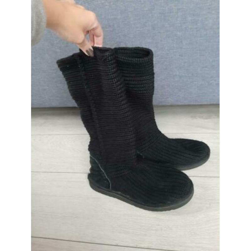 Zwarte UGGs gebreid maat 38