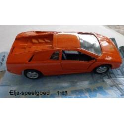 NIEUW 1:43 Lamborghini DIABLO modelauto ORANJE