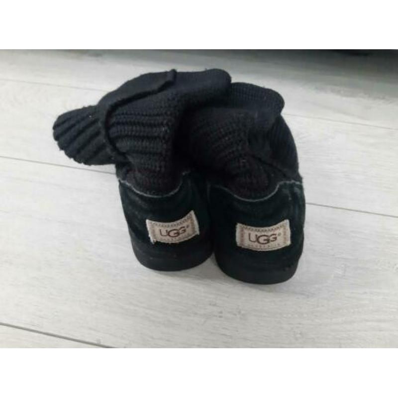 Zwarte UGGs gebreid maat 38