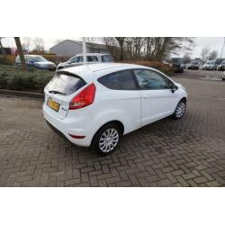 Ford Fiesta 1.25 Trend ,airco,wit. RIJKLAARPRIJS incl nw apk