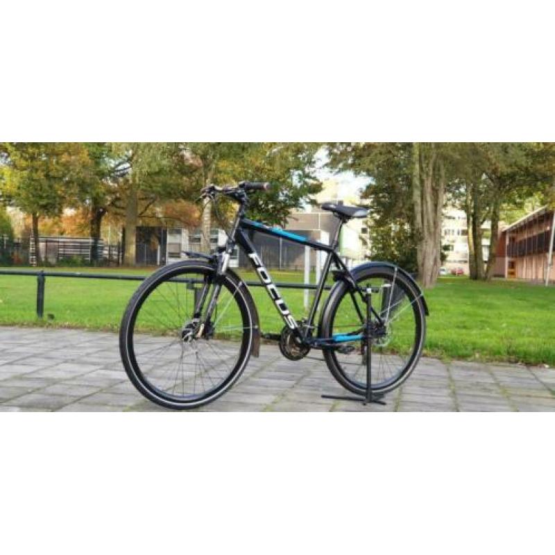 Focus hybride herenfiets 28inch. Shimano 27v. 57cm Vr