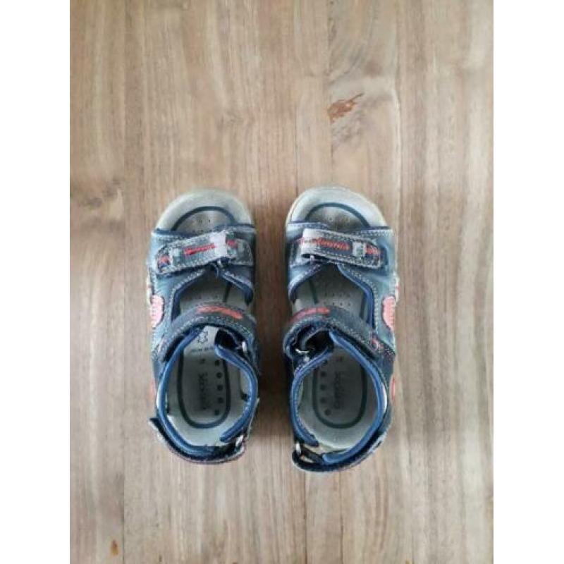 Geox sandalen maat 27