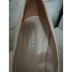 Karen Millen beige pumps met zilveren accenten, maat 38