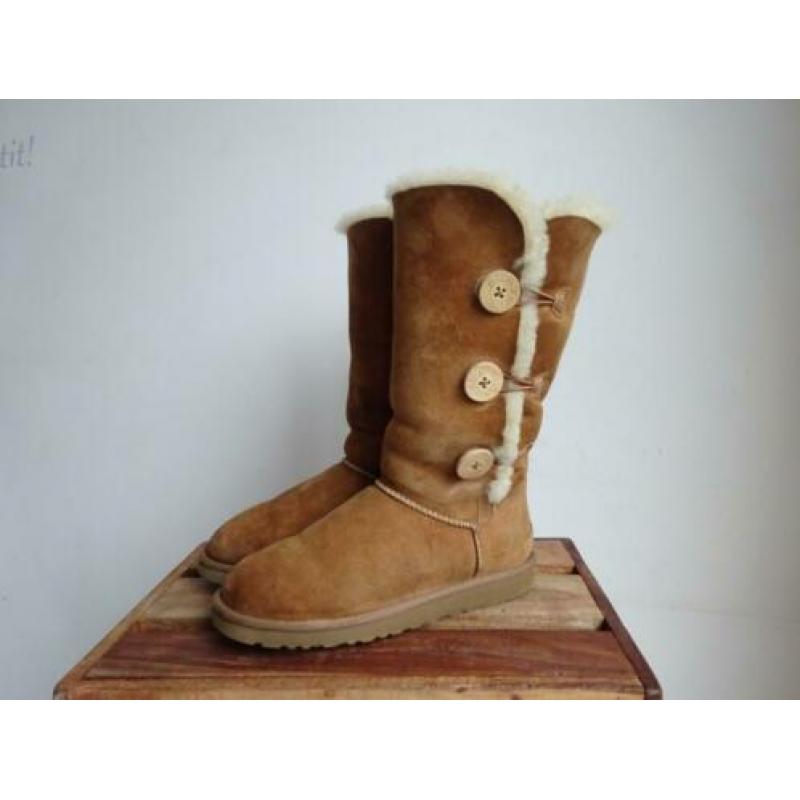 Ugg Bailey Button Triplet II ZGAN maat 39 laarzen Uggs Ugg's