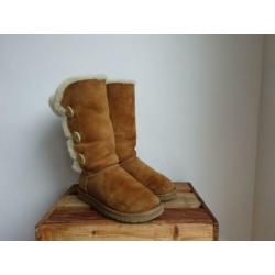 Ugg Bailey Button Triplet II ZGAN maat 39 laarzen Uggs Ugg's