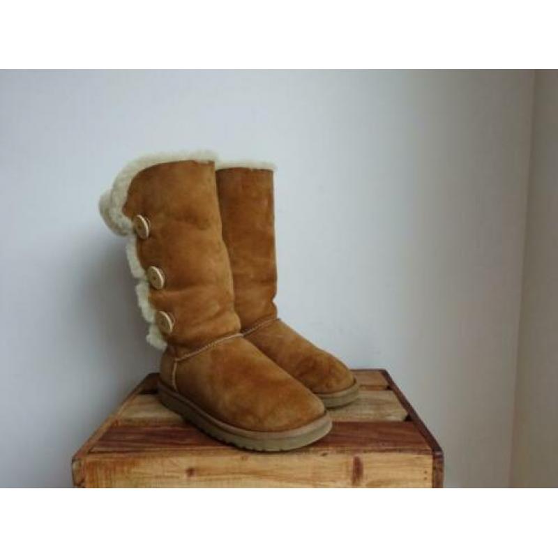 Ugg Bailey Button Triplet II ZGAN maat 39 laarzen Uggs Ugg's