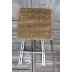 Statafel / Hangtafel van steigerhout €20,00