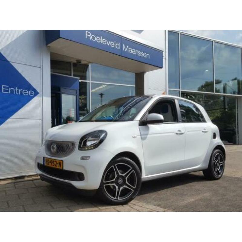 Smart Forfour 1.0 70PK PROXY COMFORT & COOL & MEDIA 5-DEURS