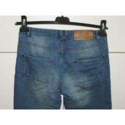 Mooie ZARA jog model jeans in maat 152.