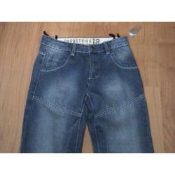 NIEUWE stoere blauwe spijkerbroek / jeans maat 152 jongen