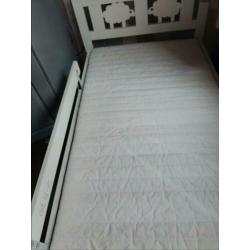 Kinderledikant IKEA 160x 70 inclusief matras