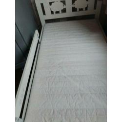 Kinderledikant IKEA 160x 70 inclusief matras