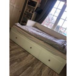 Bedbank Ikea Hemnes