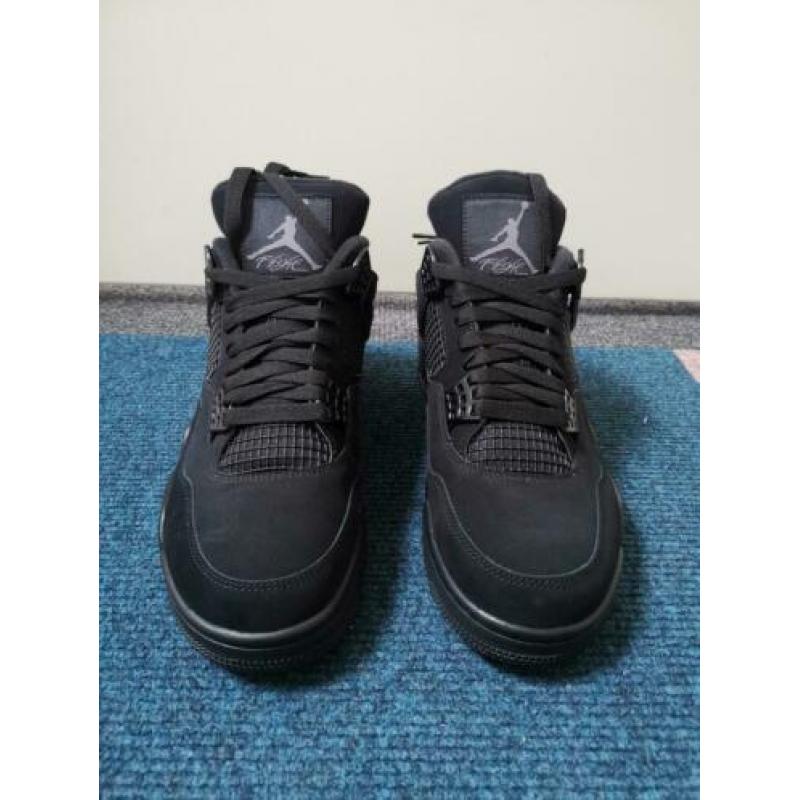 Jordan 4 Retro Black Cat (2020)