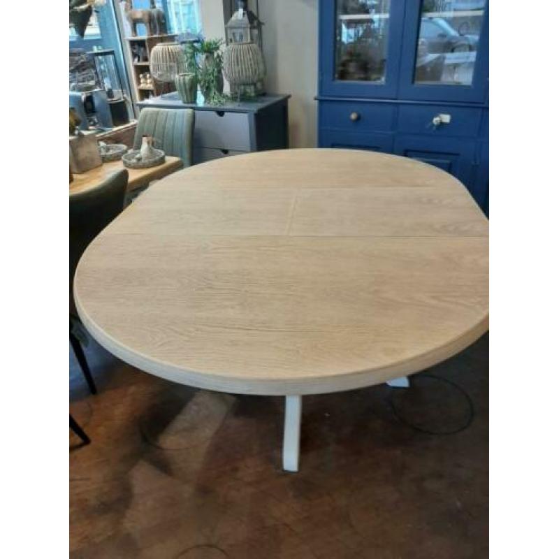 Ronde verlengbare eettafel eikenhout wit/blank