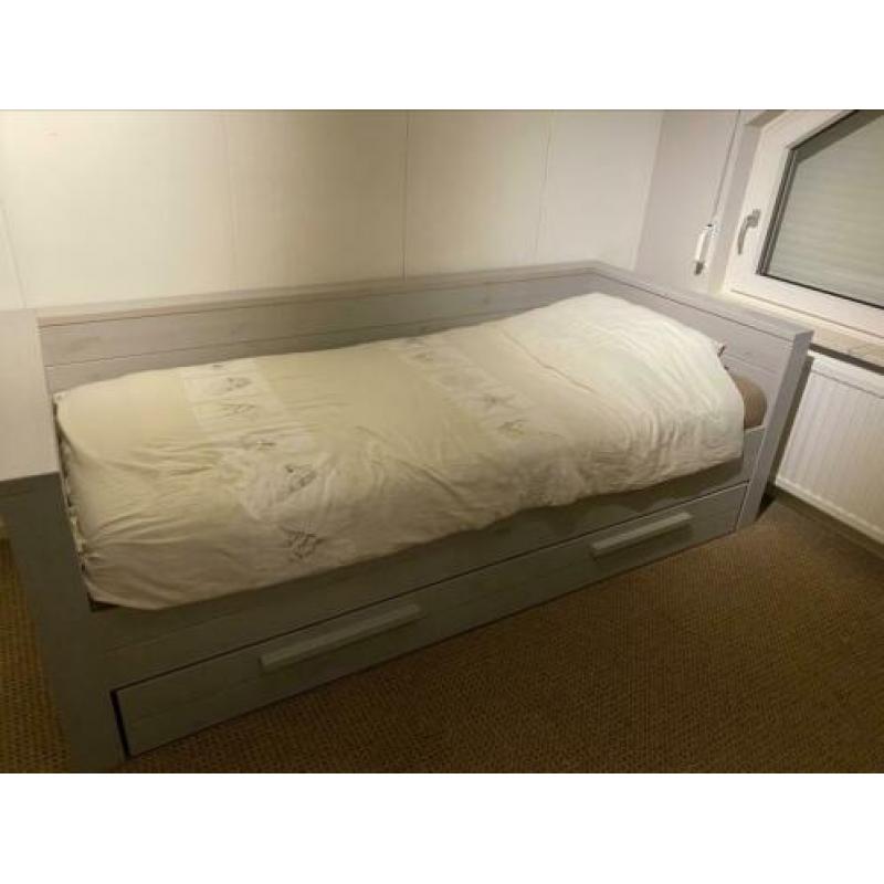 zgan WOOOD bedbank incl opberglade