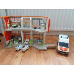 Partij playmobil, ziekenhuis, school, en meer