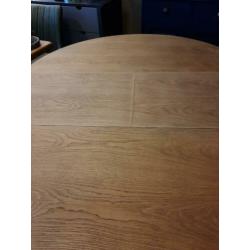 Ronde verlengbare eettafel eikenhout wit/blank