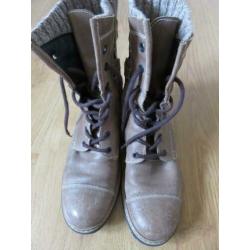 Stoere lederen bruine veterschoen met rits Piedro mt 39