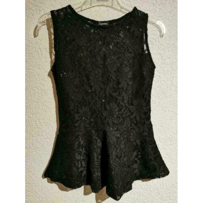 Peplum kanten top kant zwart Zara Mango Sandro Nikkie S