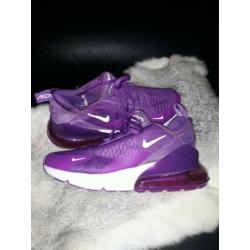 Paarse nikes 270 maat 39