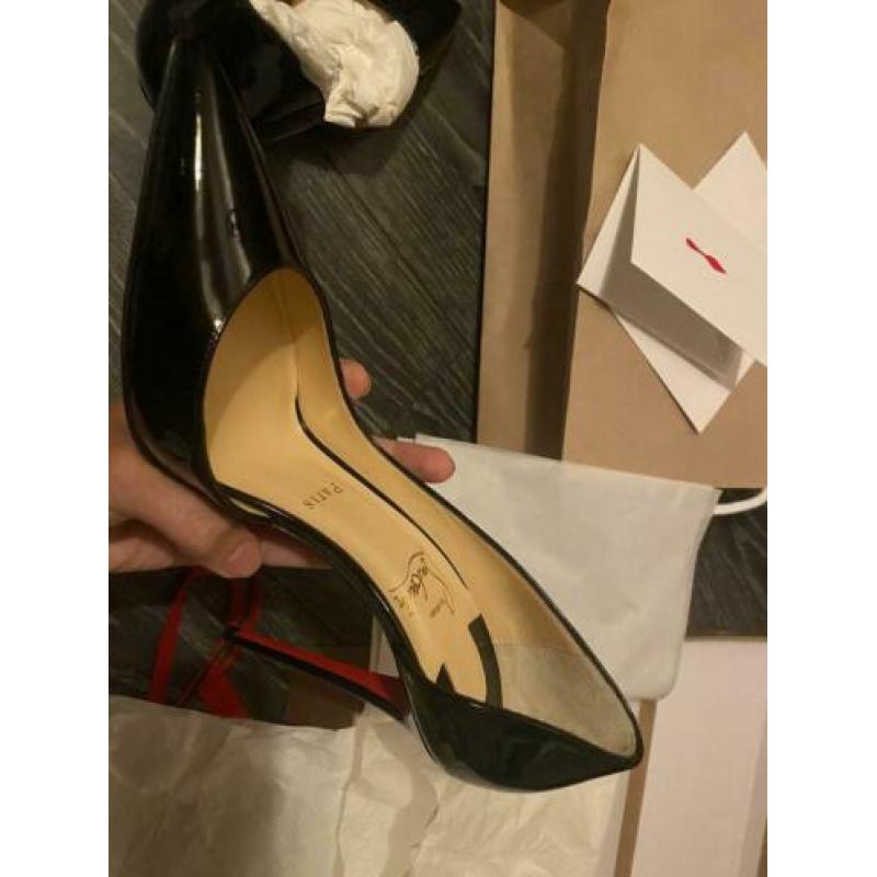 Louboutin Iriza pumps black patent NIEUW