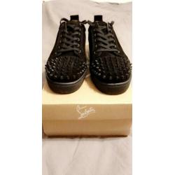 Christian Louboutin Low Zwart Suède