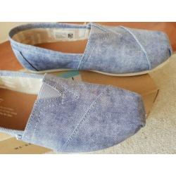 Toms instappers schoenen nieuw origineel mt 37 blauw paars