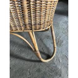 Vintage rotan babybed Rohe Noordwolde